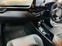 Used Toyota C-HR 122 HP (89 kW) 2018 Silver SUV