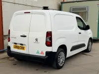 Second-hand Peugeot Partner 131 CP (96 kW) 2019 Alb Monovolum