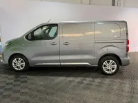 Usado Vauxhall Vivaro Edition 120 HP (88 kW) 2020 Cinzento Monovolume
