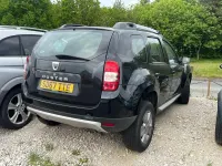 Begagnad Dacia Duster Lauréate 125 HK (91 kW) 2017 Svart SUV