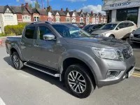 Usado Nissan Navara Tekna 190 CV (139 kW) 2018 Gris Pickup/Camioneta