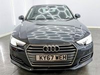 Begagnad Audi A4 Comfort 150 HK (110 kW) 2017 Grå Sedan