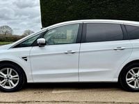 Used Ford S-MAX Titanium 150 HP (110 kW) 2017 White MPV