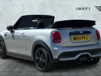 Usado Mini Cooper S Classic 176 HP (129 kW) 2024 Prateado Citadino