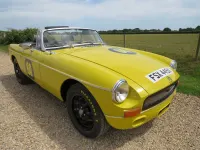 Used MG B 1981 Yellow Cabriolet