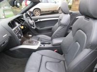 Usado Audi A5 Cabriolet S-Line 177 HP (130 kW) 2013 Azul Cabrios