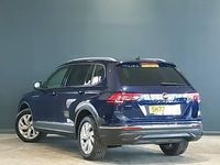 Used VW Tiguan Allspace Life 150 HP (110 kW) 2022 Blue SUV