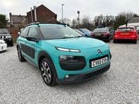 Used Citroën C4 Cactus Flair 100 HP (73 kW) 2015 Blue Hatchback