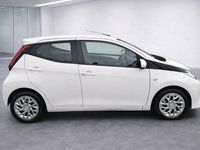 Used Toyota Aygo X-play 71 HP (52 kW) 2019 White Hatchback