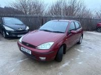 Used Ford Focus Ghia 2003 Red Hatchback