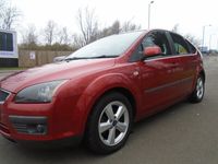 used Ford Focus 1.6 Zetec 5dr Auto [Climate Pack]