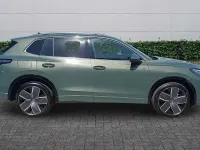 New VW Tiguan R-line 150 HP (110 kW) 2026 Cipressinogreen metallic SUV