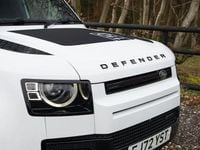 Used Land Rover Defender Dynamic 300 HP (220 kW) 2023 SUV