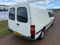 Used Ford Escort 69 HP (50 kW) 1999 White Van