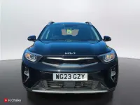 Gebraucht Kia Stonic 100 PS (73 kW) 2023 Schwarz SUV