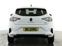 Gebraucht Renault Clio V Techno 143 PS (105 kW) 2025 Weiß Kleinwagen