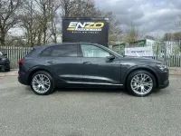 Used Audi e-tron Comfort 300 kW (408 HP) 2019 Grey SUV