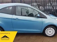 Usado Ford Ka 69 HP (50 kW) 2014 Azul Citadino
