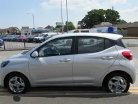 Używany Hyundai i10 SE 84 KM (61 kW) 2022 Srebrny Hatchback