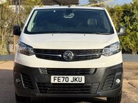 Used Vauxhall Vivaro S 150 HP (110 kW) 2020 White MPV
