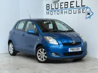 Used Toyota Yaris 2011 Blue Hatchback