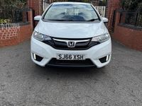 Used Honda Jazz SE 102 HP (75 kW) 2016 White Hatchback