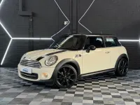 Used Mini Cooper Hatch 122 HP (89 kW) 2013 White Hatchback