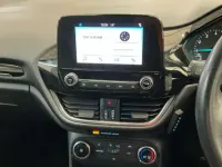 Second-hand Ford Fiesta Zetec 70 CP (51 kW) 2018 Argintiu Hatchback