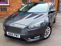 Used Ford Focus Titanium 125 HP (91 kW) 2015 Grey Hatchback
