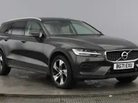Used Volvo V60 CC 197 HP (144 kW) 2022 Estate