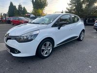 Used Renault Clio IV Play 90 HP (66 kW) 2016 White Hatchback