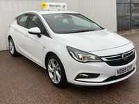 Used Vauxhall Astra SRi 2019 White Hatchback