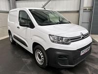 Used Citroën Berlingo 100 HP (73 kW) 2023 White MPV