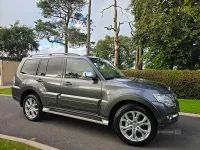 Used Mitsubishi Shogun 187 HP (137 kW) 2017 Grey SUV