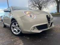 Used Alfa Romeo MiTo 78 HP (57 kW) 2017 Beige Hatchback