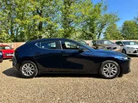 Begagnad Mazda 3 2019 Blå Halvkombi