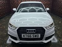 Usado Audi A1 Sportback Black Edition 116 CV (85 kW) 2017 Utilitario