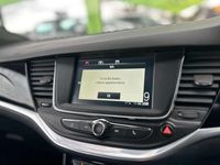 Used Vauxhall Astra SRi 136 HP (100 kW) 2016 Red Hatchback