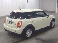 Used Mini Cooper Hatch 2018 White Hatchback