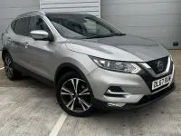 Used Nissan Qashqai N-Connecta 110 HP (80 kW) 2017 Silver SUV