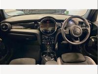 Used Mini Cooper Comfort 134 HP (98 kW) 2024 Green Hatchback