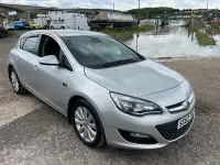 Used Vauxhall Astra Elite 115 HP (84 kW) 2012 Silver Hatchback