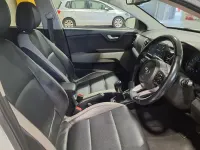 Used Kia Stonic 2019 White SUV
