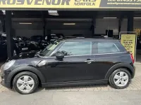 Used Mini ONE Hatch 102 HP (75 kW) 2017 Black Hatchback