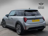 Used Mini Cooper Hatch 154 HP (113 kW) 2024 Silver Hatchback