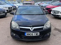 Usado Vauxhall Astra Sport 115 CV (84 kW) 2006 Negro Utilitario