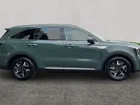 Used Kia Sorento 211 HP (155 kW) 2025 Green SUV