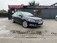 Used VW Passat Highline 2013 Blue Sedan