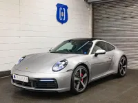 Begagnad Porsche 911 2019 Silver Sportkupé