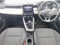 Used Renault Clio V Techno 90 HP (66 kW) 2022 Grey Hatchback